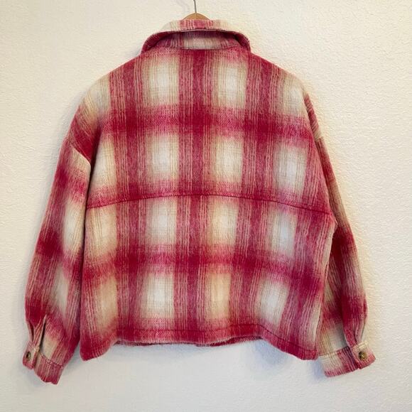 NWOT Vici Pink Plaid Shacket Medium Oversized Boxy - Picture 6 of 14